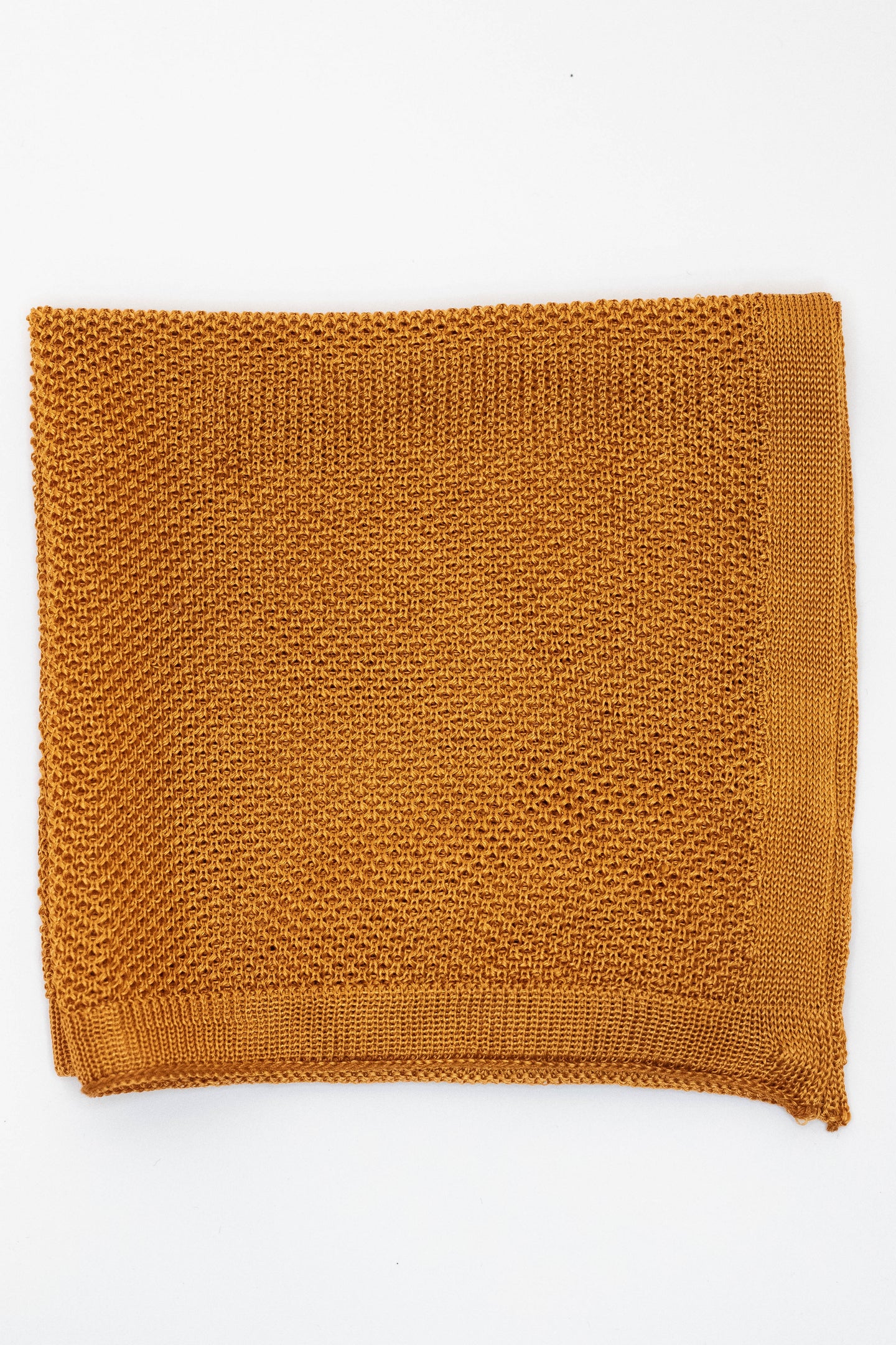 Knightsbridge Neckwear Plain Vintage Gold Silk Knitted Pocket Square